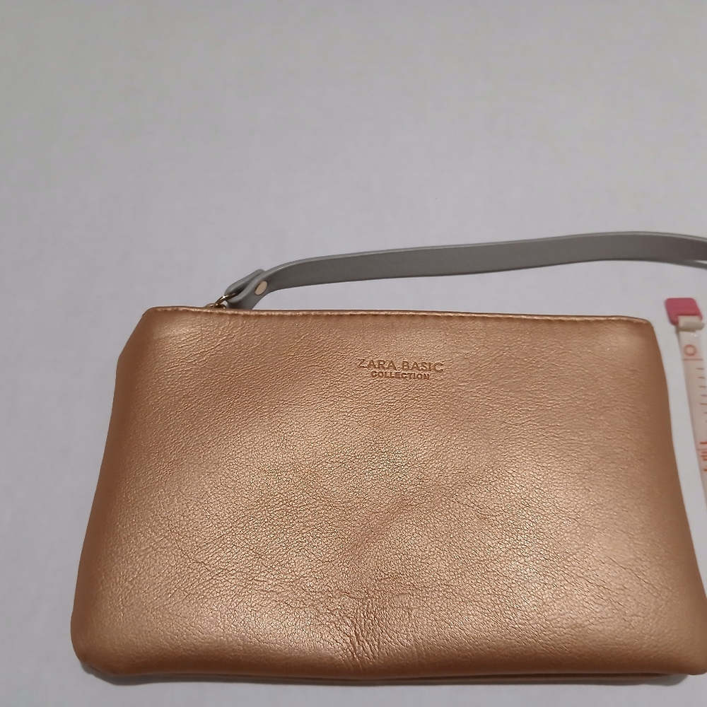 Zara Basic Collection Gold Tone Small Wristlet Zi… - image 5